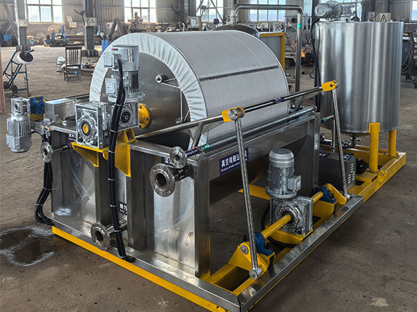 Výhody rotujúceho vákuového filtra v spracovaní šrotu pre priemysel na ochranu životného prostredia